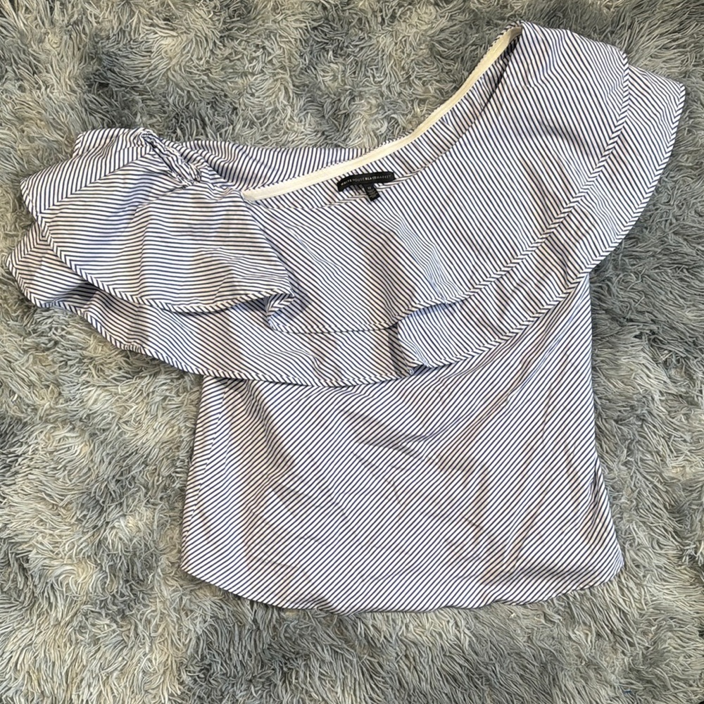 White House Black Market Gray Asymmetrical Ruffled Blouse
